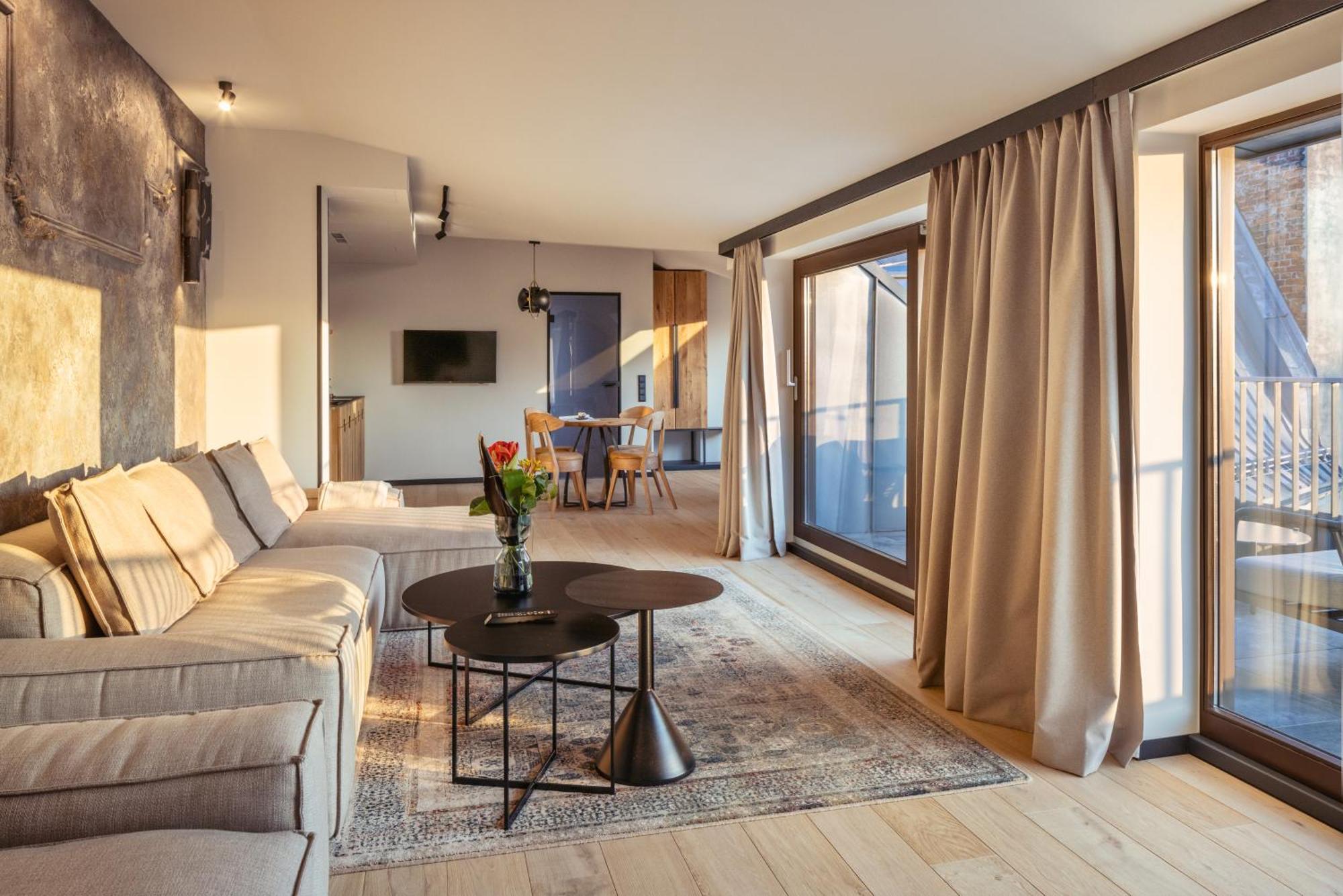 Nomadic Urban Premium Suites Krakau Buitenkant foto