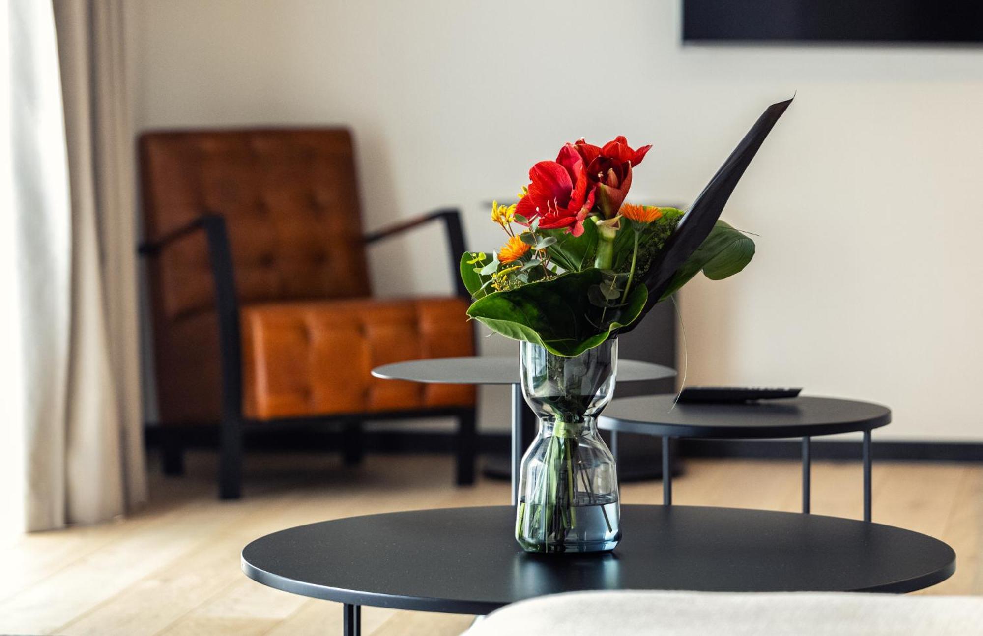 Nomadic Urban Premium Suites Krakau Buitenkant foto