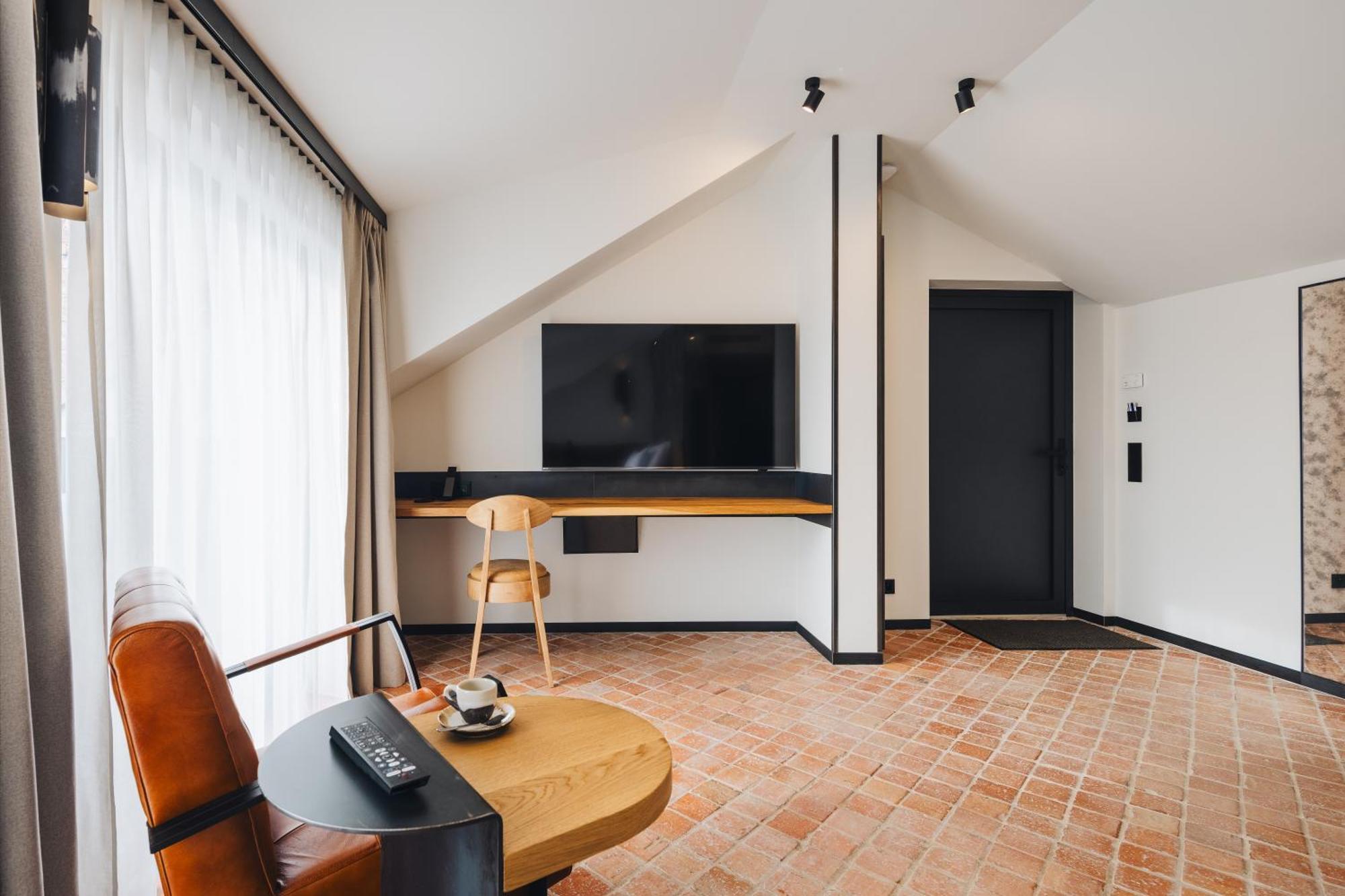 Nomadic Urban Premium Suites Krakau Buitenkant foto