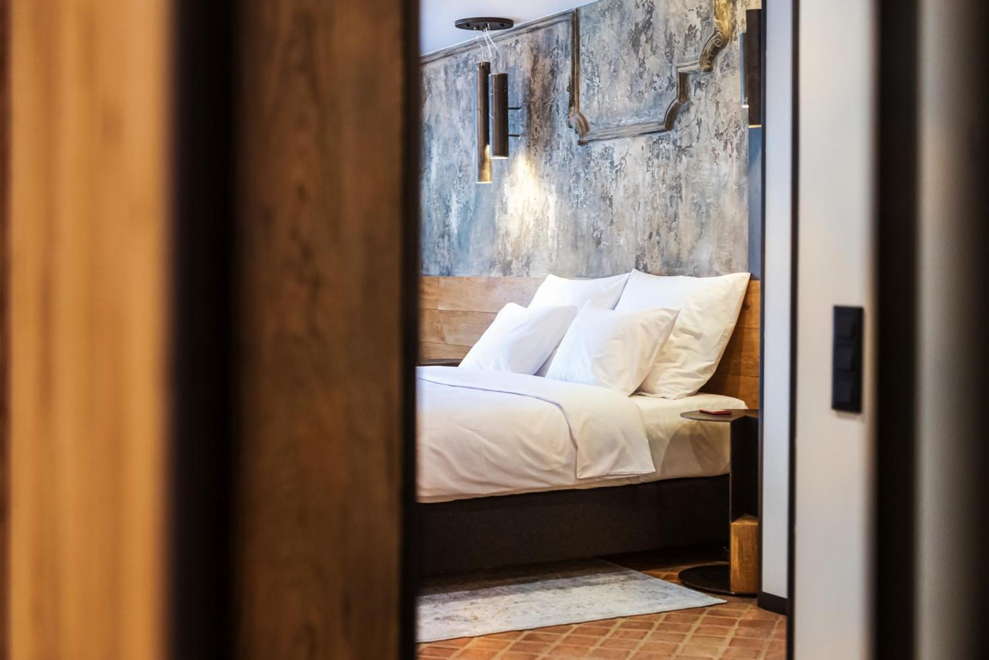 Nomadic Urban Premium Suites Krakau Buitenkant foto