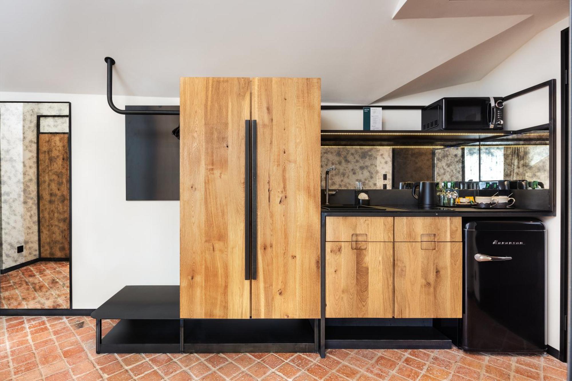 Nomadic Urban Premium Suites Krakau Buitenkant foto