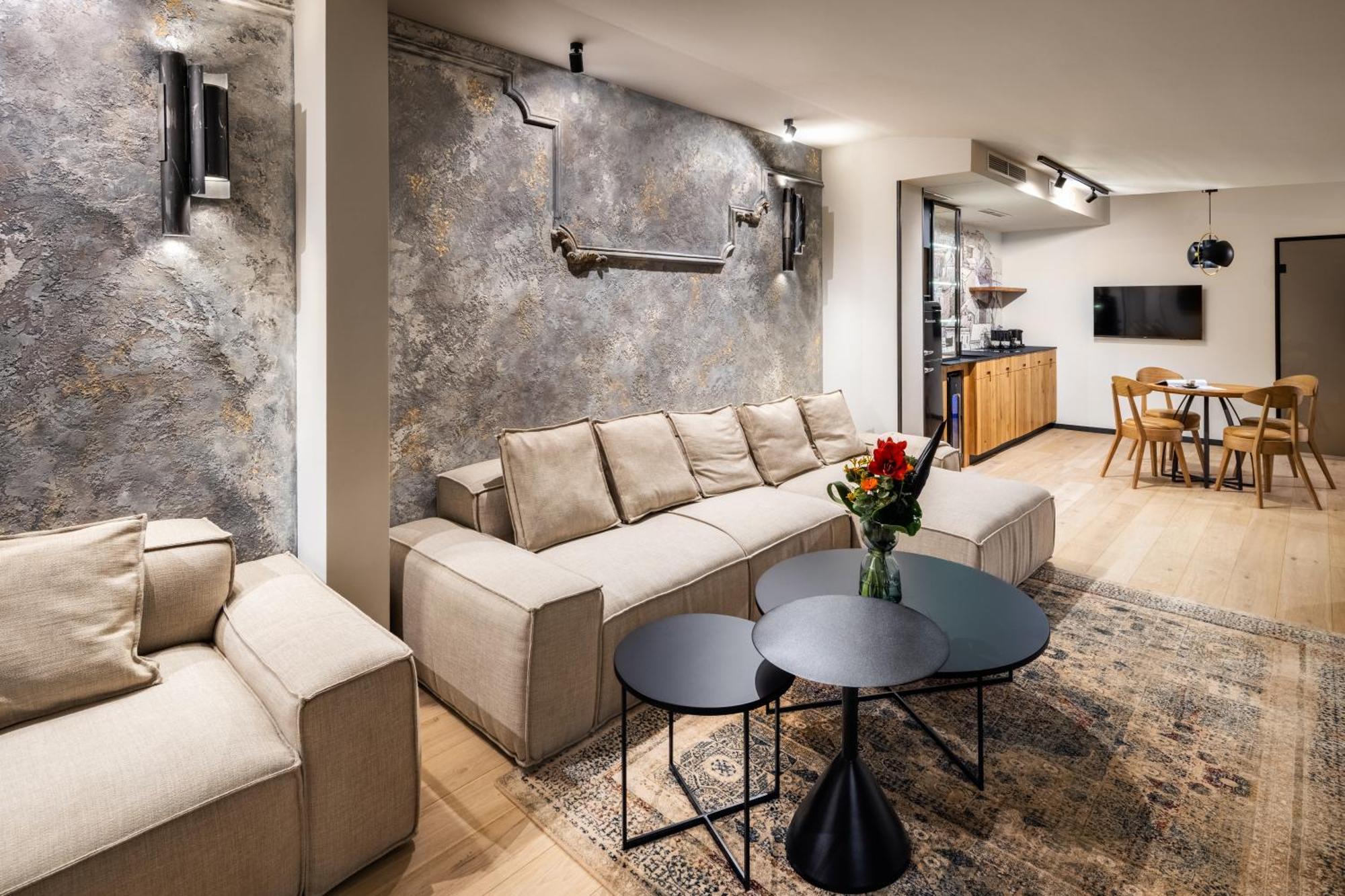 Nomadic Urban Premium Suites Krakau Buitenkant foto
