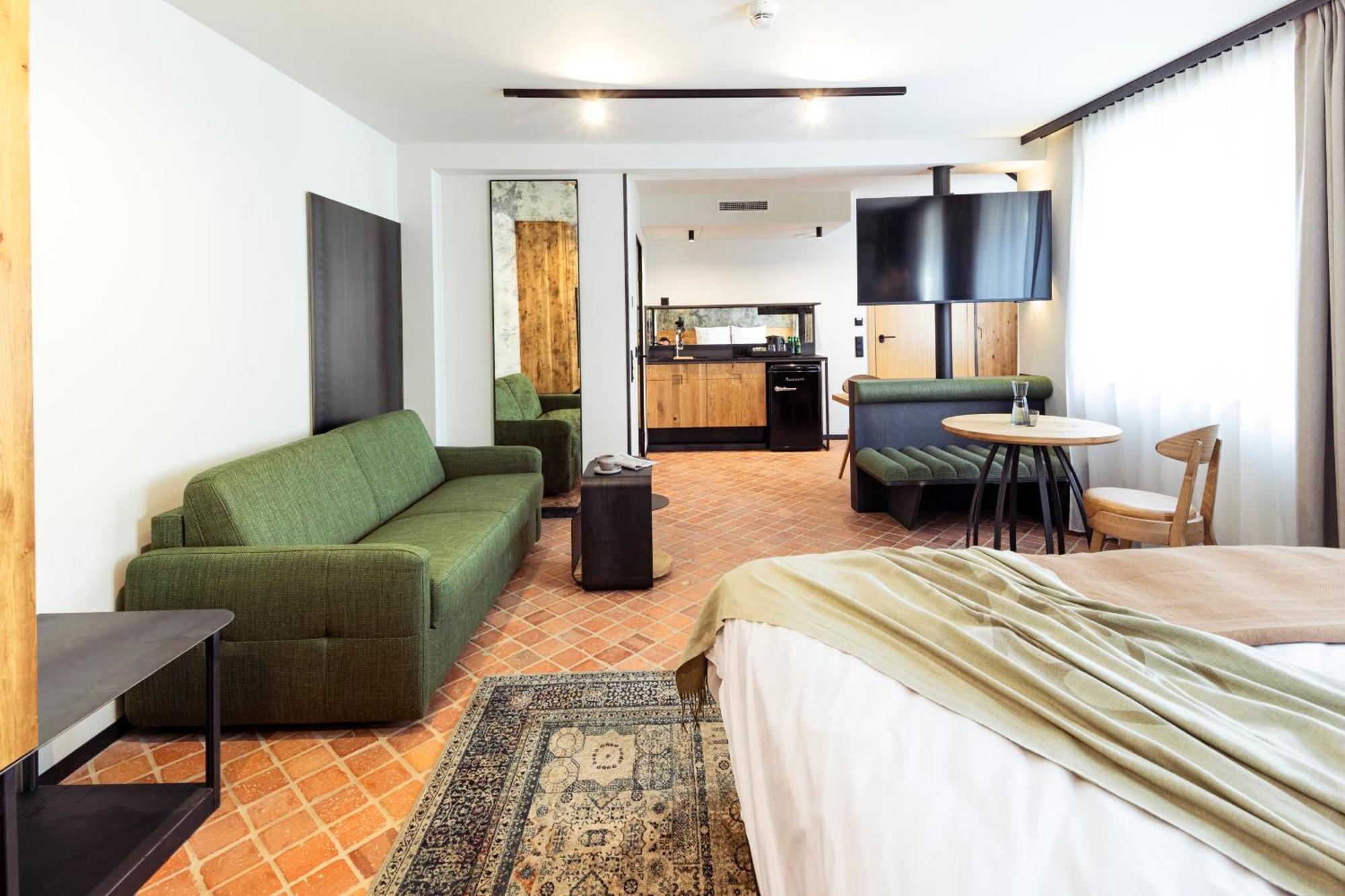 Nomadic Urban Premium Suites Krakau Buitenkant foto