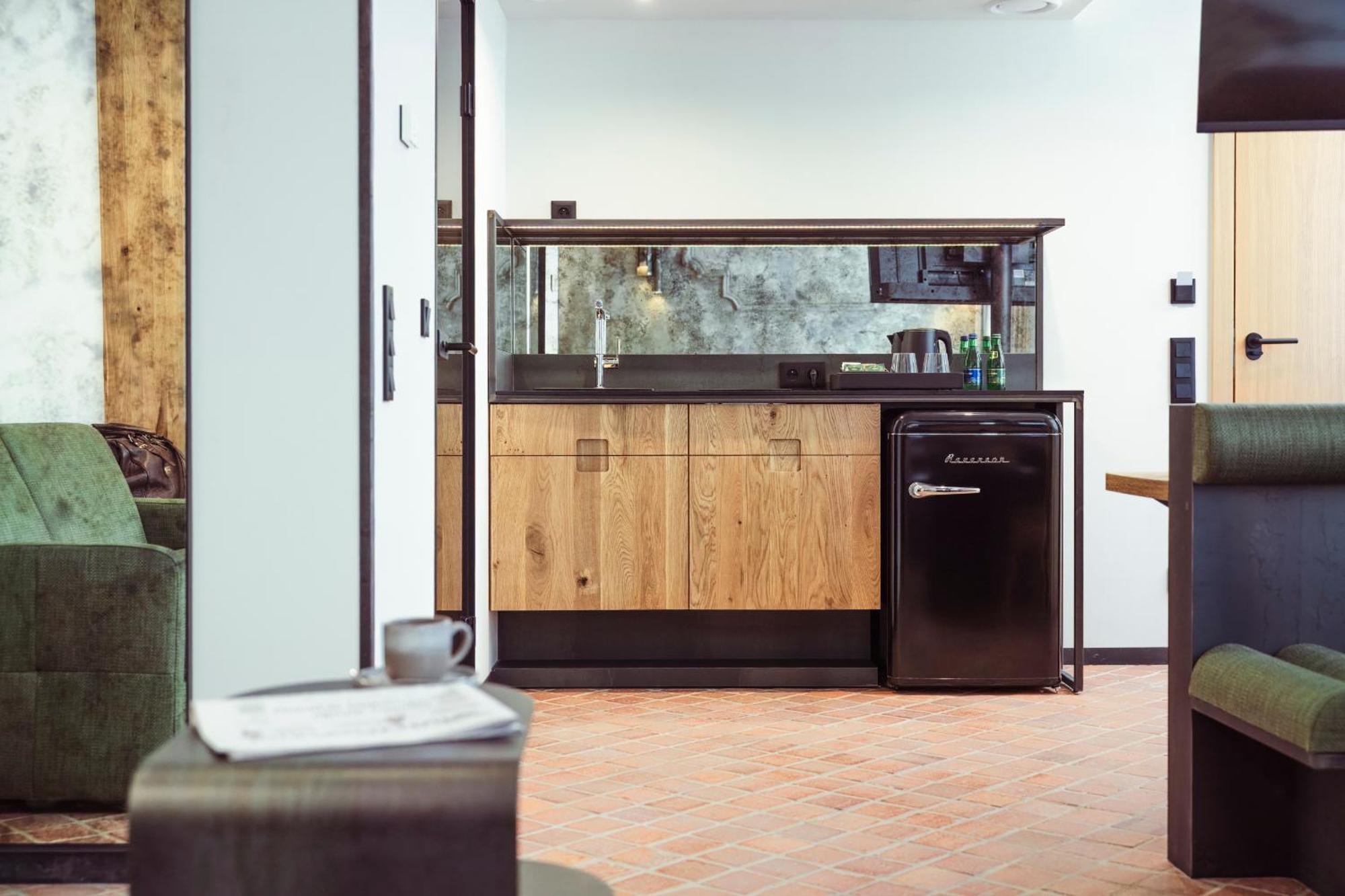 Nomadic Urban Premium Suites Krakau Buitenkant foto
