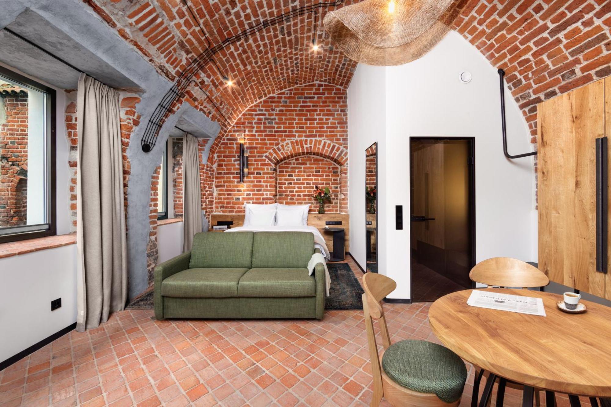 Nomadic Urban Premium Suites Krakau Buitenkant foto