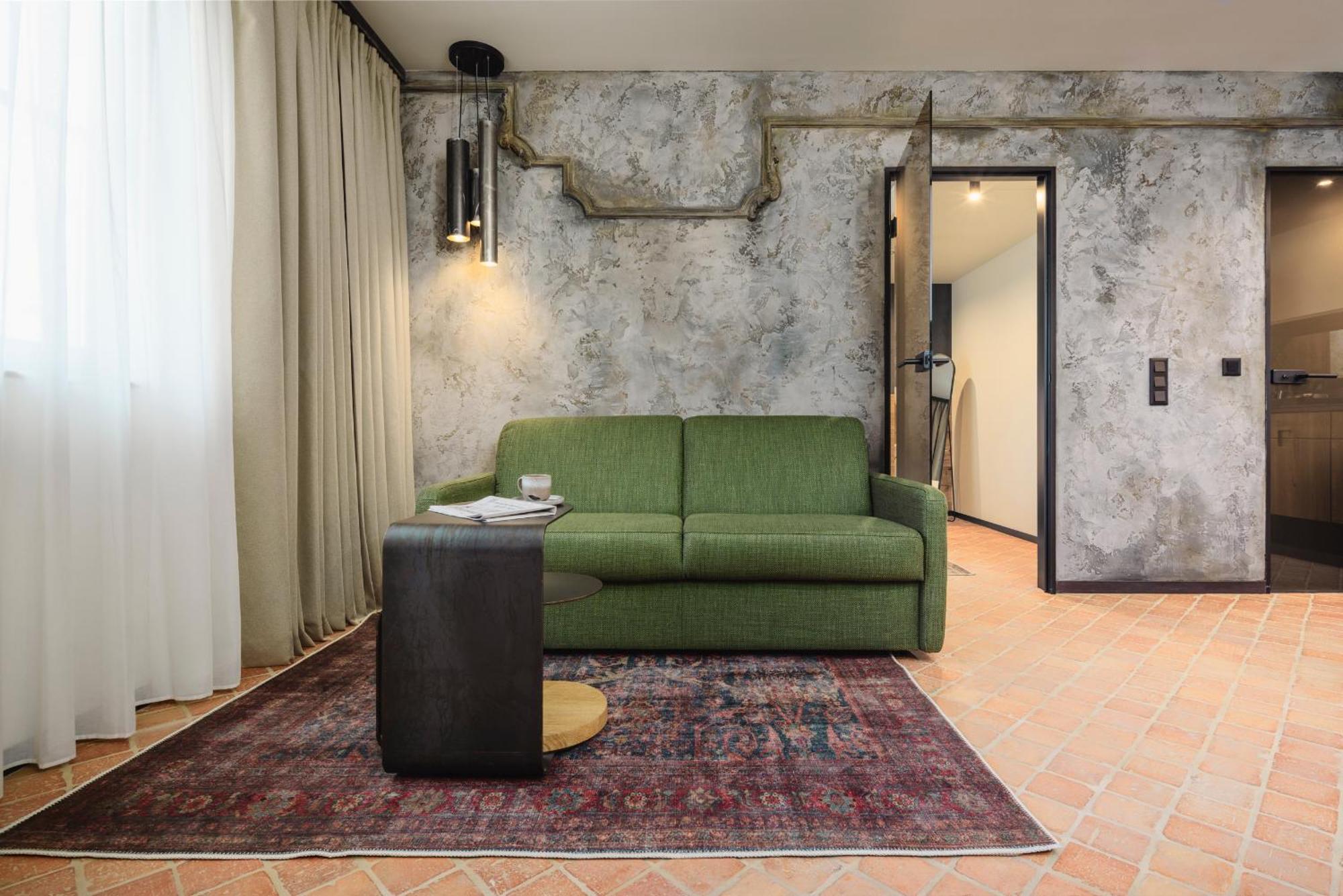 Nomadic Urban Premium Suites Krakau Buitenkant foto