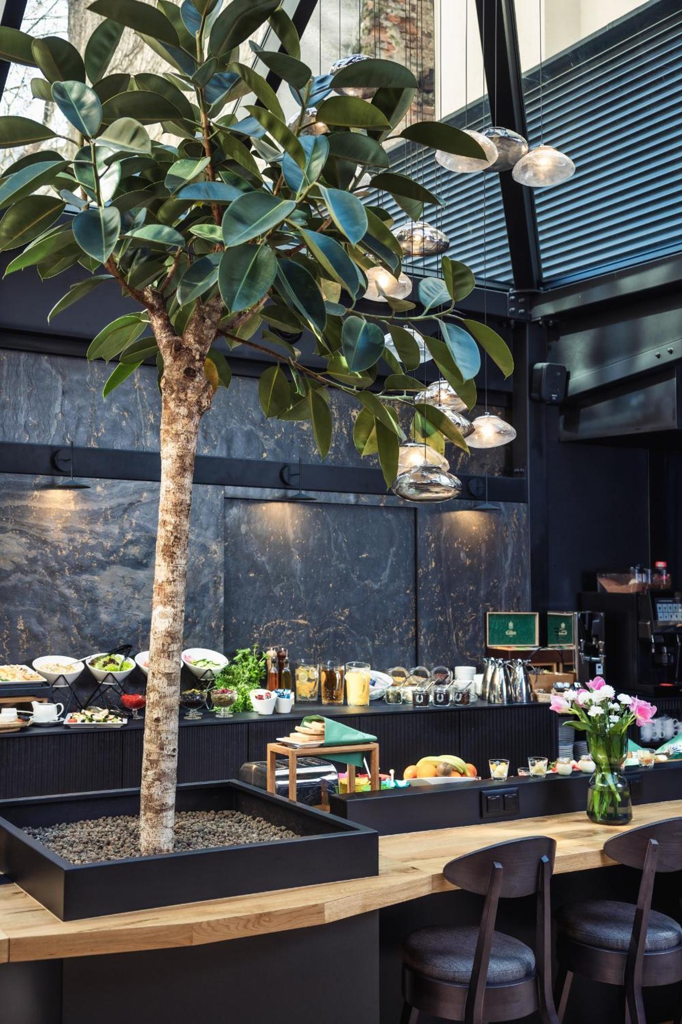 Nomadic Urban Premium Suites Krakau Buitenkant foto