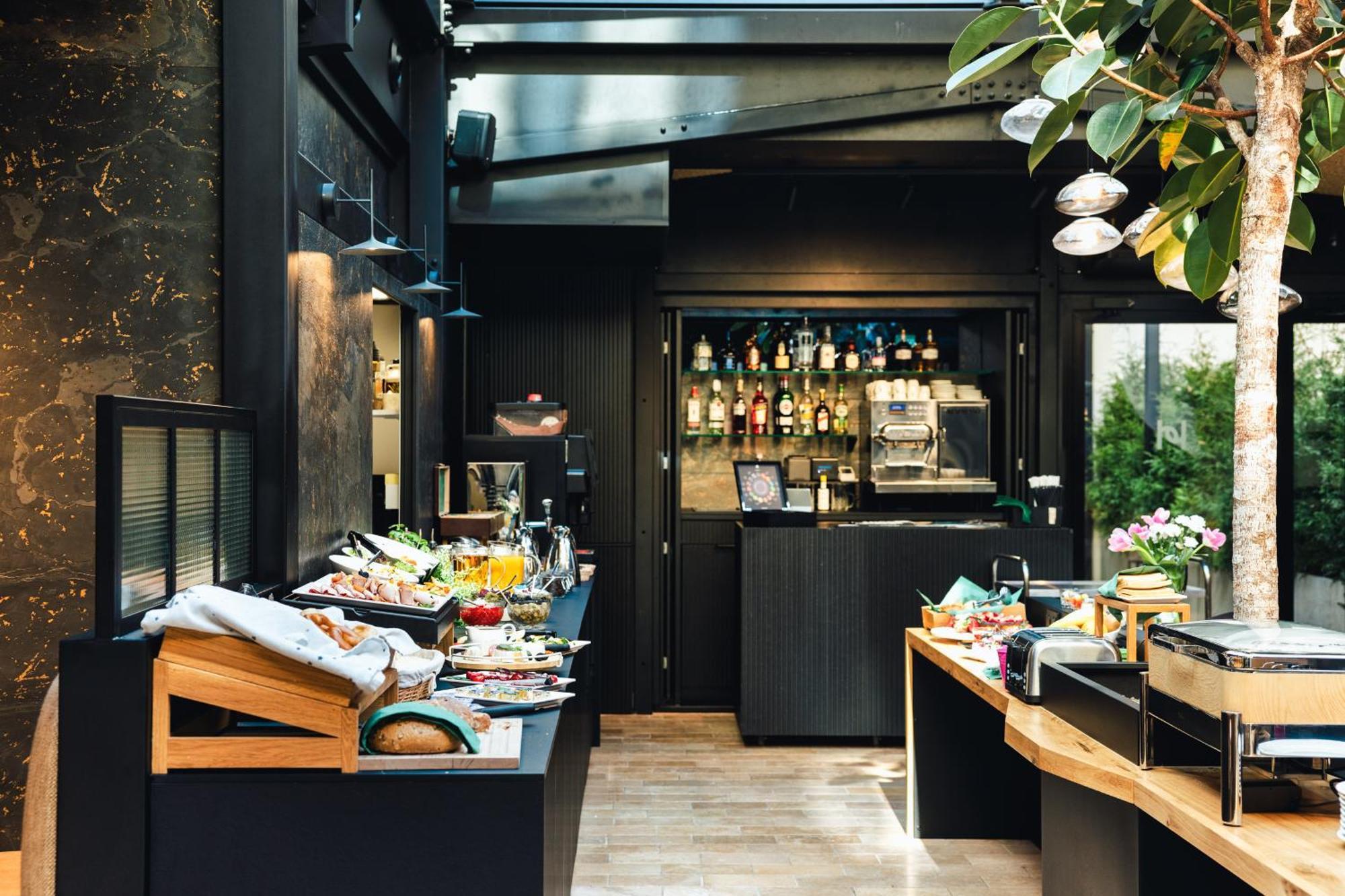Nomadic Urban Premium Suites Krakau Buitenkant foto